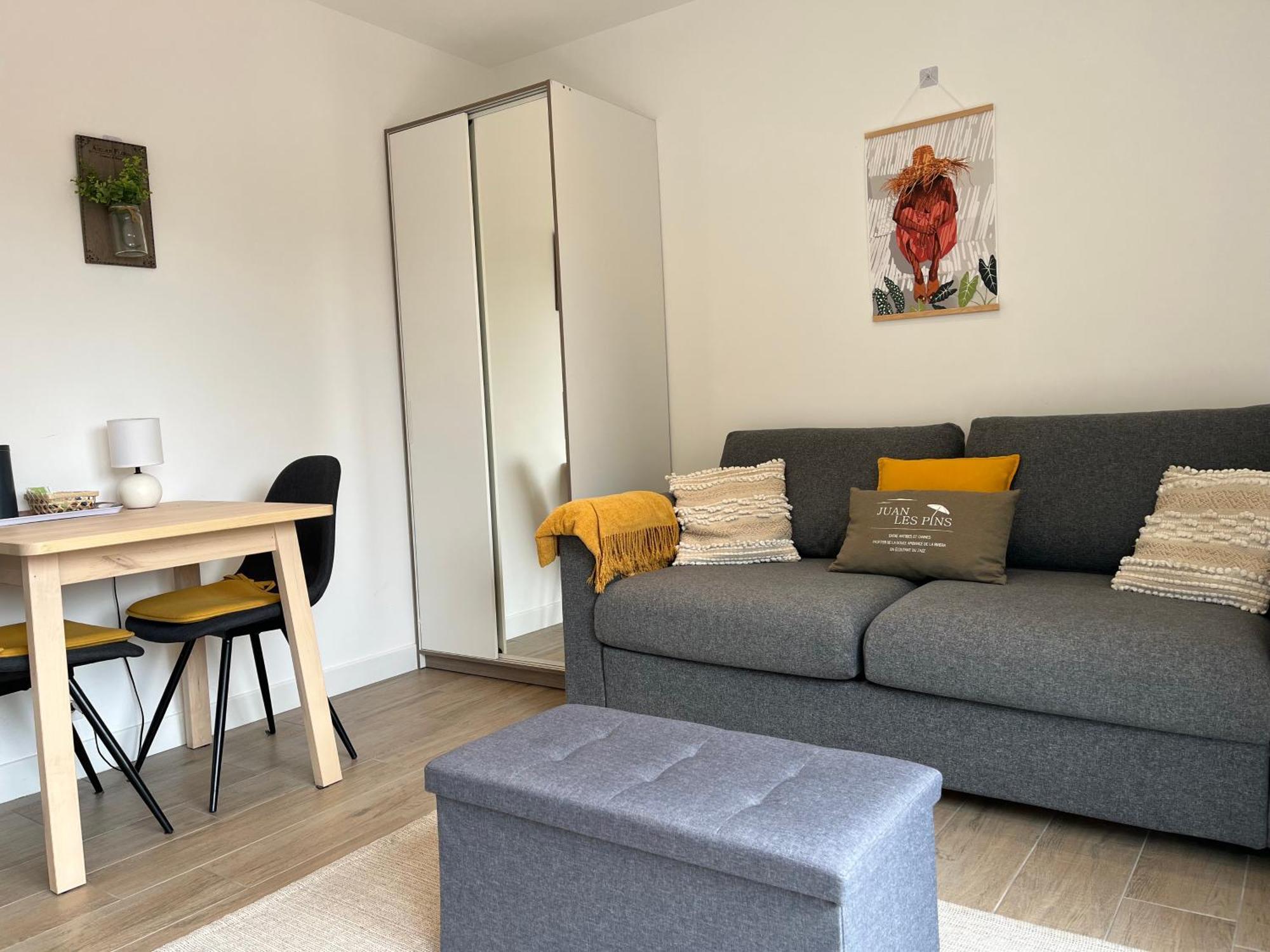 Apartment Juan Les Pins Balcon 10min Antibes
